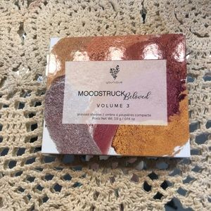 Younique Moodstruck Beloved pallet volume 3